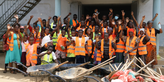 volunteers cleaning streets